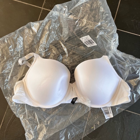 Torrid Bra - Brand New! - Picture 1 of 3